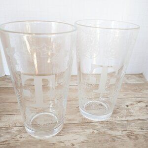 T-Mobile Tuesdays Holiday Glasses Set of 2 Etched Tumblers Christmas 2023 Cups